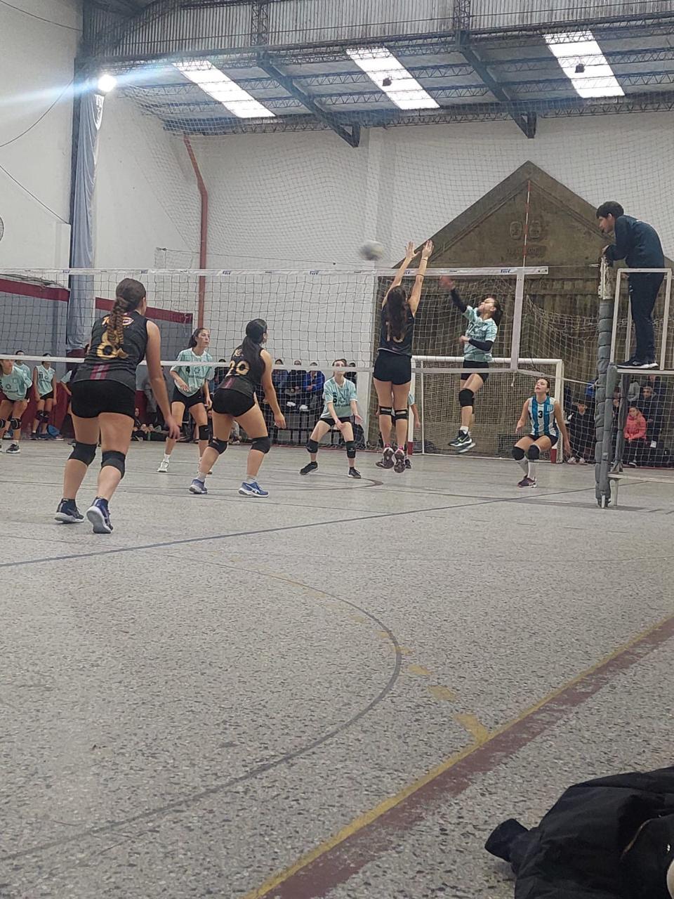 VOLEY